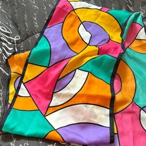 Echo Multicolor Geometric Scarf